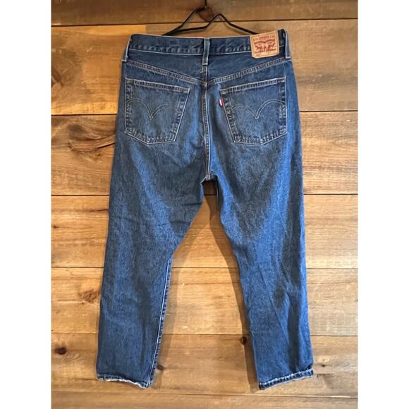 Levis‎ 501 Button Fly Womans Worn Out Jeans Size 30/30 Dark Blue - Picture 2 of 8